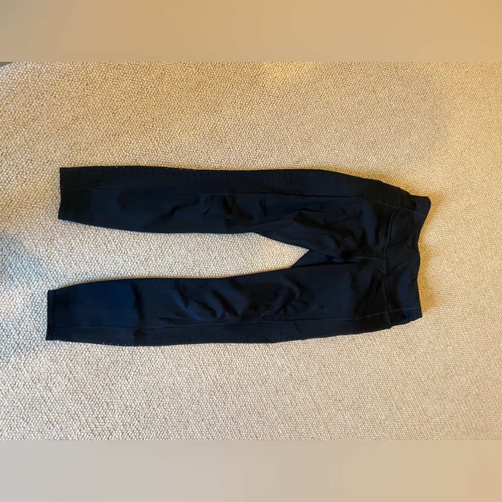 Athleta black size XS contender tights leggings EUC perforated leg